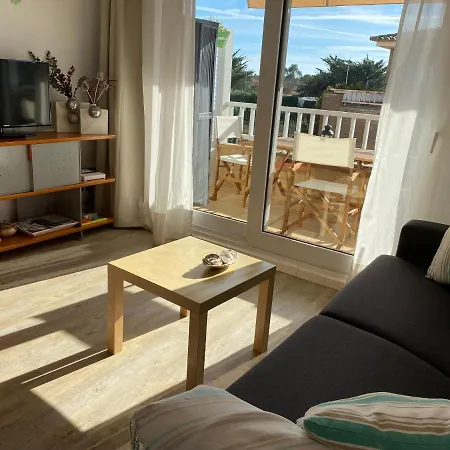 Sol Apartment *